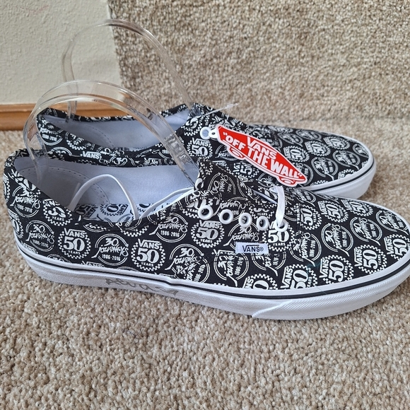 RARE NWT Vans X Journeys 50th/30th Anniversary Signed Sneakers Size 10.5/12 - Picture 3 of 10